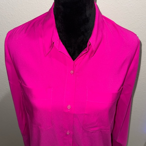 Express Hot Pink Tie-Hem Button-Down Shirt - Picture 4 of 7